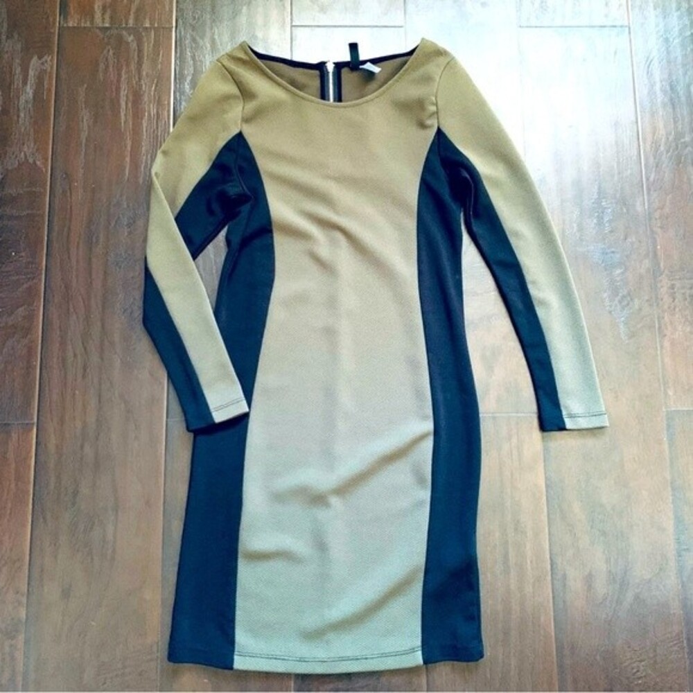 H&M Forest Green & Black Cocktail Date Night Bodycon Ribbed Mini Dress | Size: 8